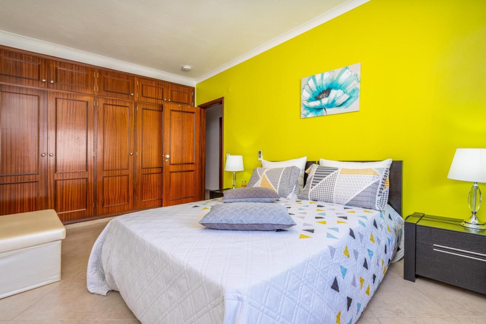 Apartment Two Bedroom - 110m2, Ac, Terrace, Wi-fi