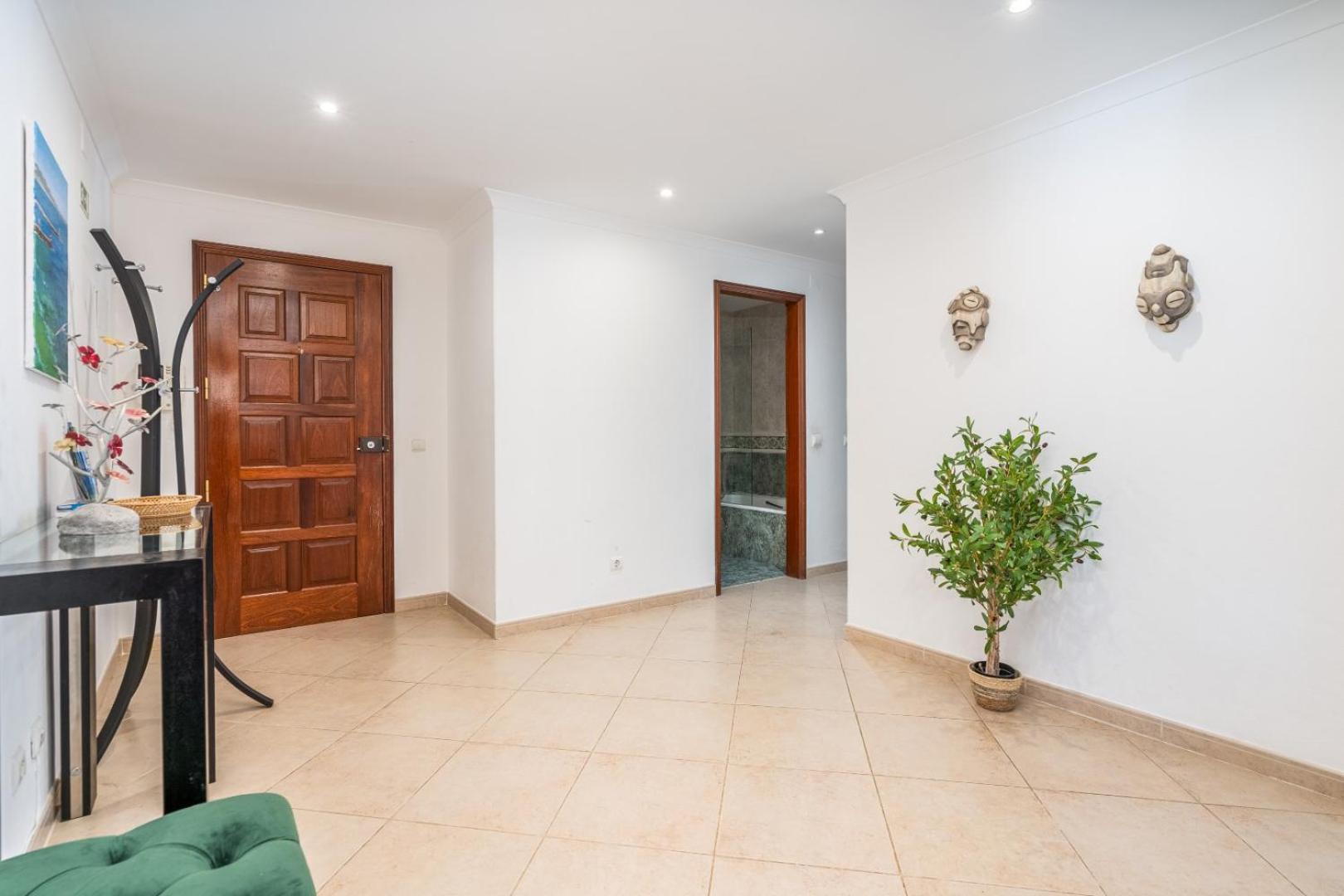 Two Bedroom - 110m2, Ac, Terrace, Wi-fi